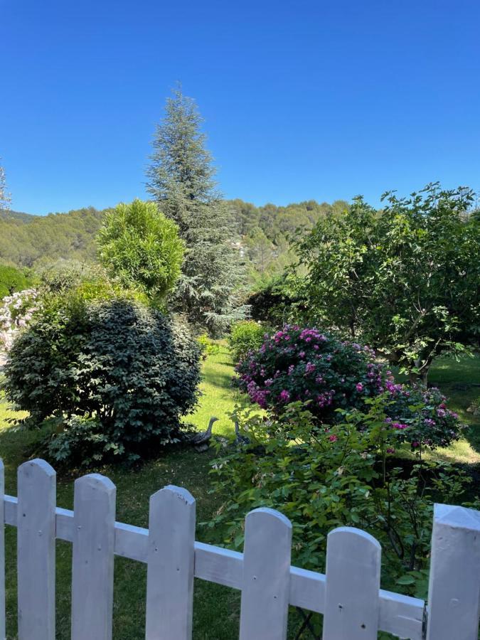 Le Clos Serein Le Beausset Exterior photo