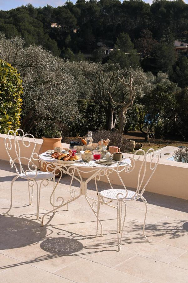 Le Clos Serein Le Beausset Exterior photo